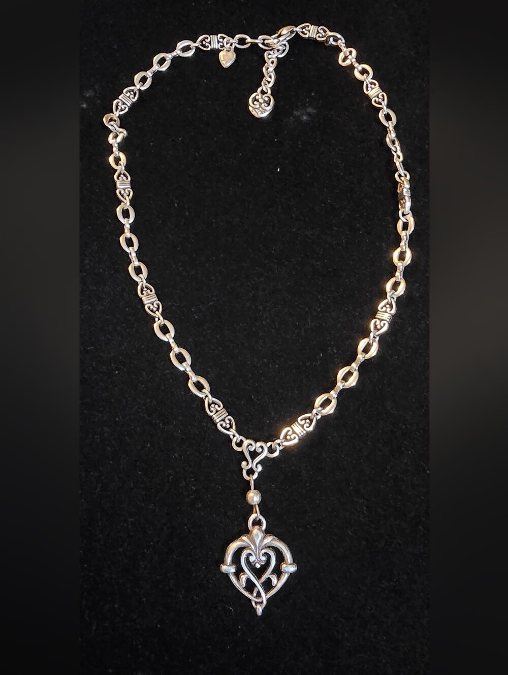 Vintage Brighton scrollwork heart pendant